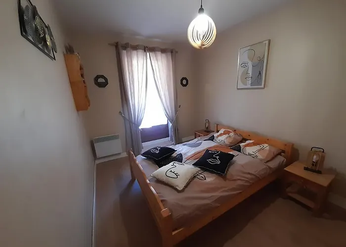 Апартаменты Chez La Malou Ла-Бресс